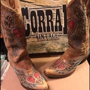 Women’s Corral Vintage Cowboy Boots. Worn a few times. Size 8 1/2.
